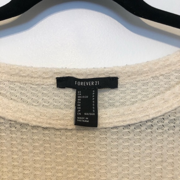 Forever 21 Waffle Knit Sweater - Picture 5 of 5